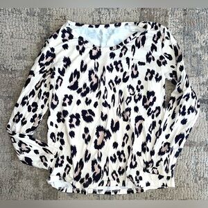 Long sleeve top size medium